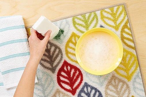 Halı Bakımı: Evde Halı Nasıl Temizlenir?