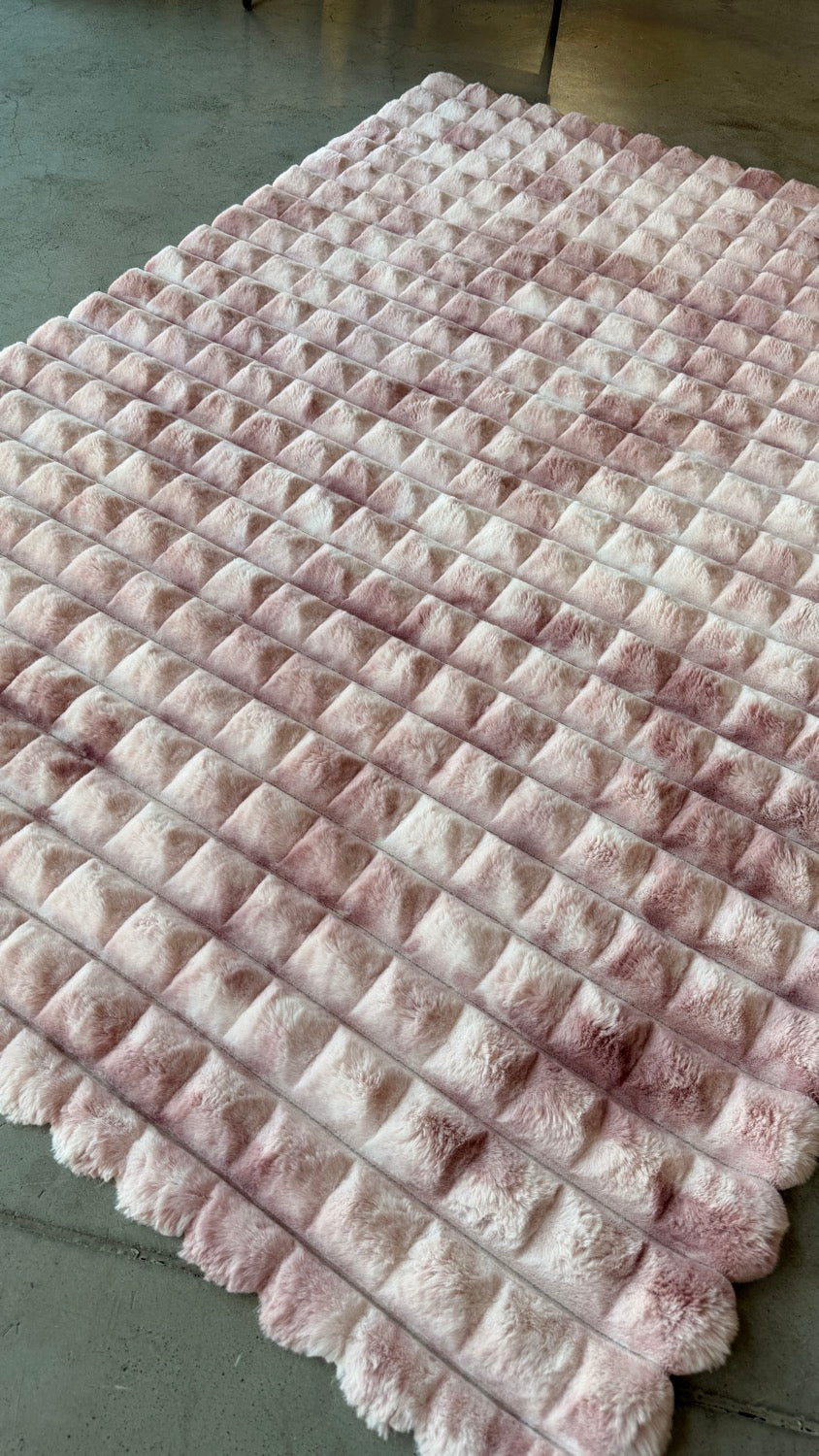 Diamante 7007 Batik Pudra - Dekoratif Halı