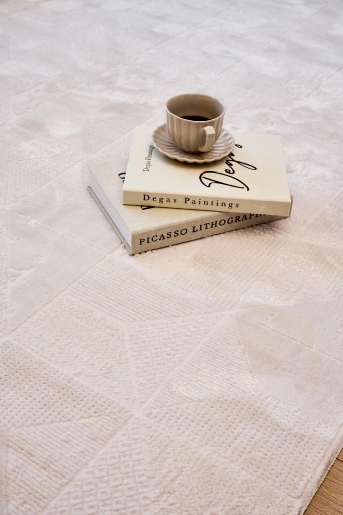 Azur 6531 Krem - Makine Halısı