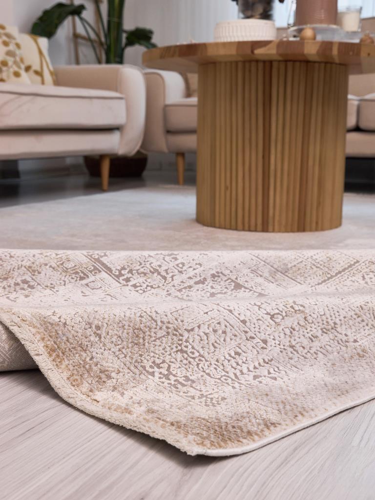 Queen 8101 Altın - Makine Halısı