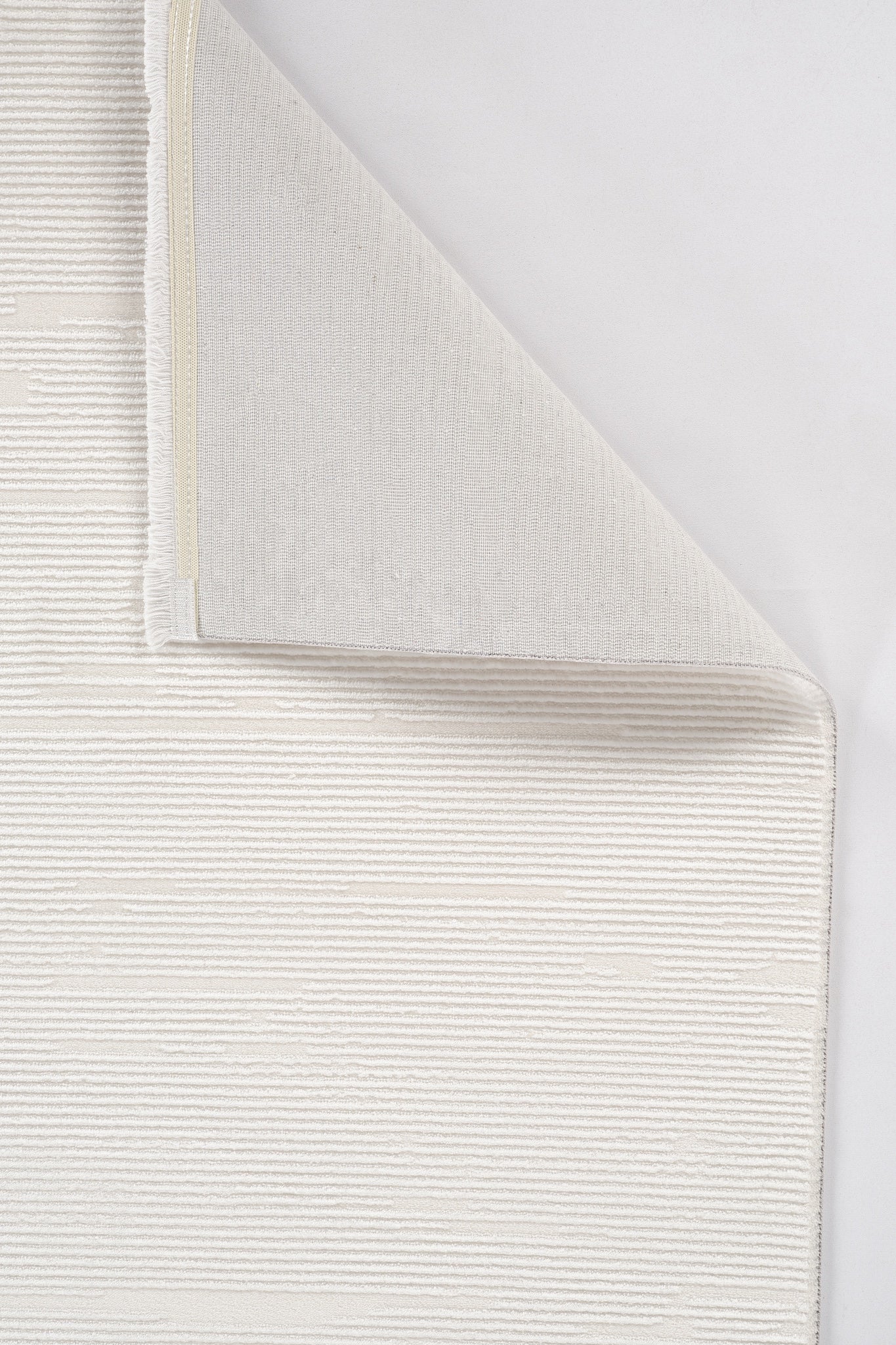 Safran 8151 SA Ekru - Makine Halısı