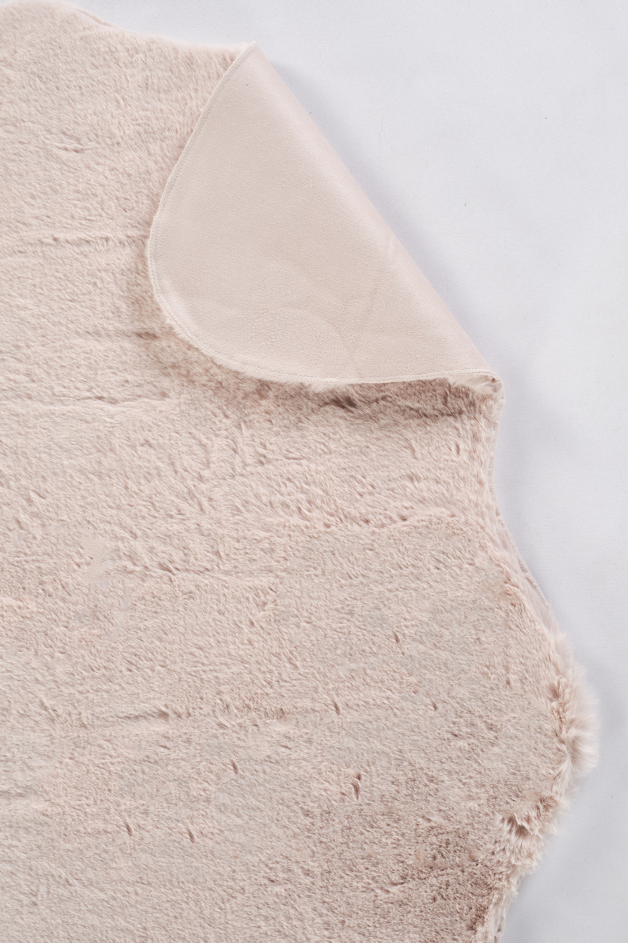 Solo Kesme Halı (Özel Ölçü) - 1616 Pembe