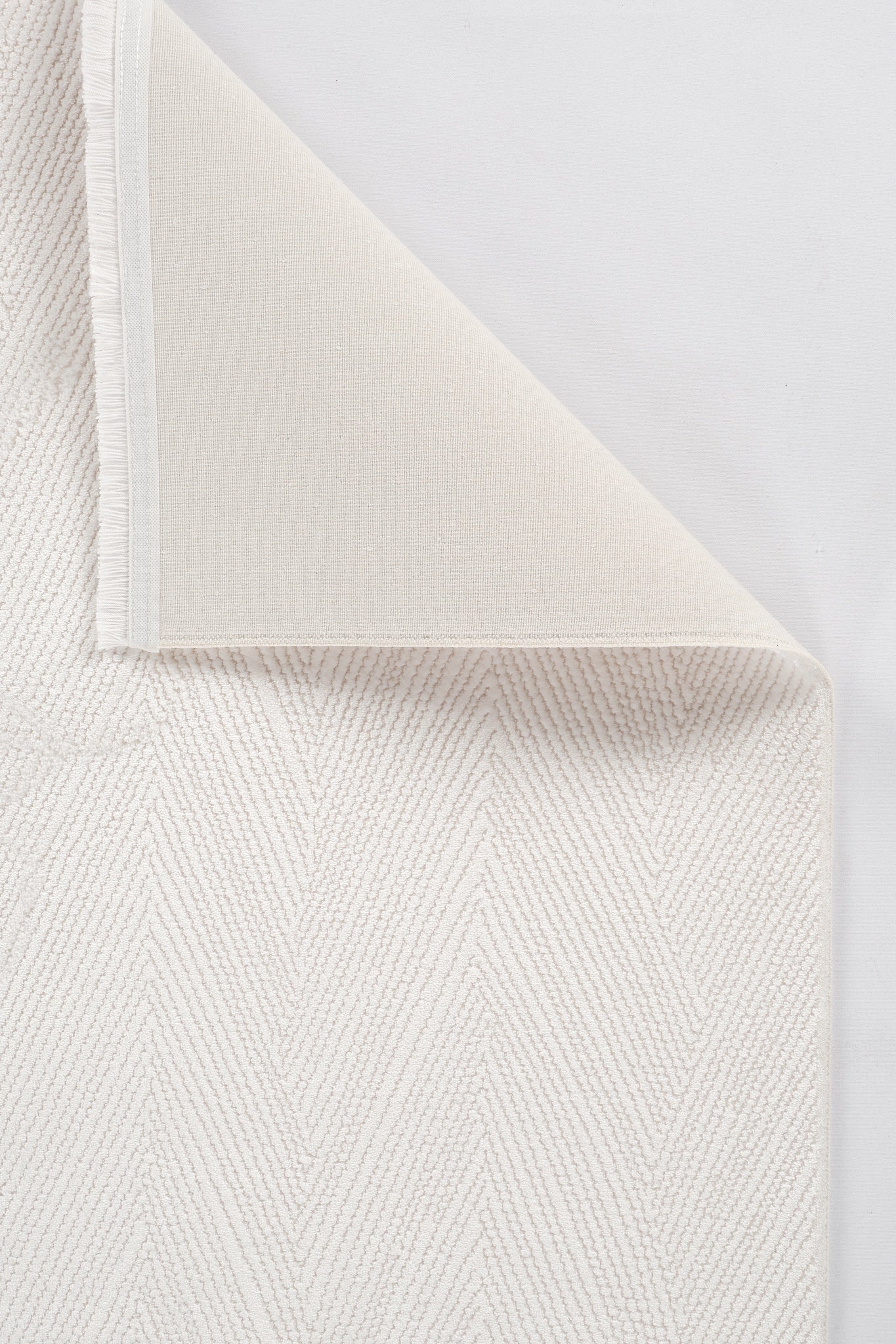 Truva 6671 TR Ekru - Makine Halısı