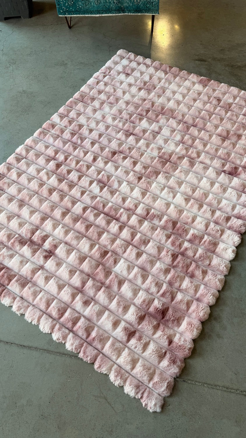 Diamante 7007 Batik Pudra - Dekoratif Halı
