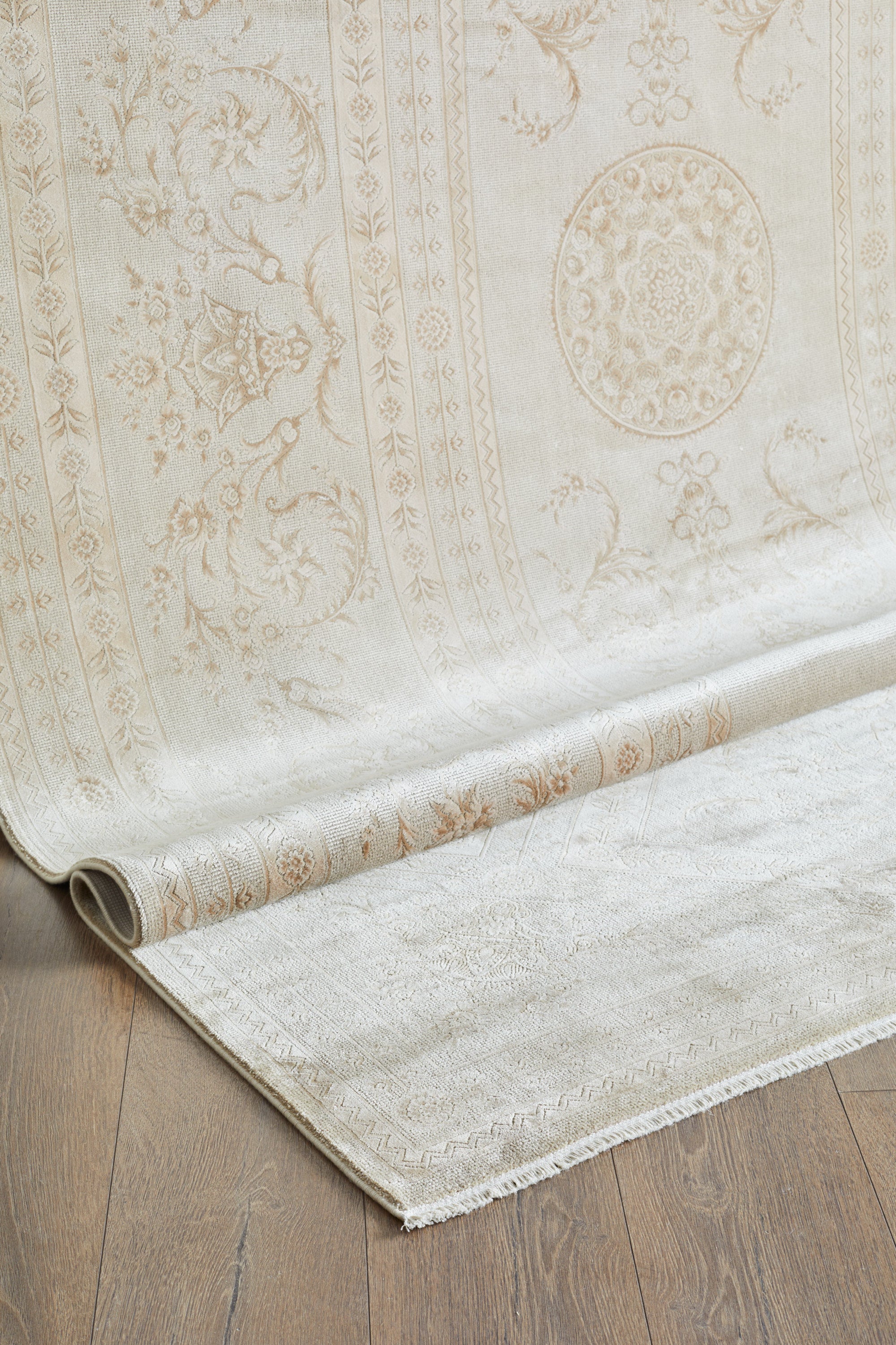 Pantheon 5091 PT Açık Bej - Makine Halısı
