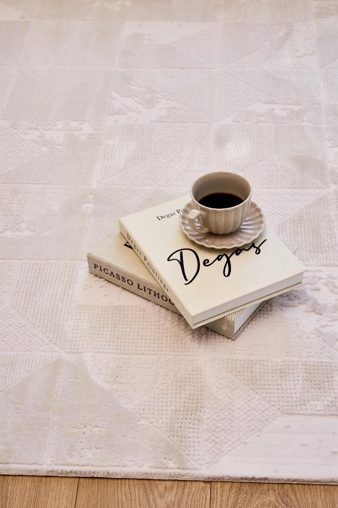 Azur 6531 Krem - Makine Halısı