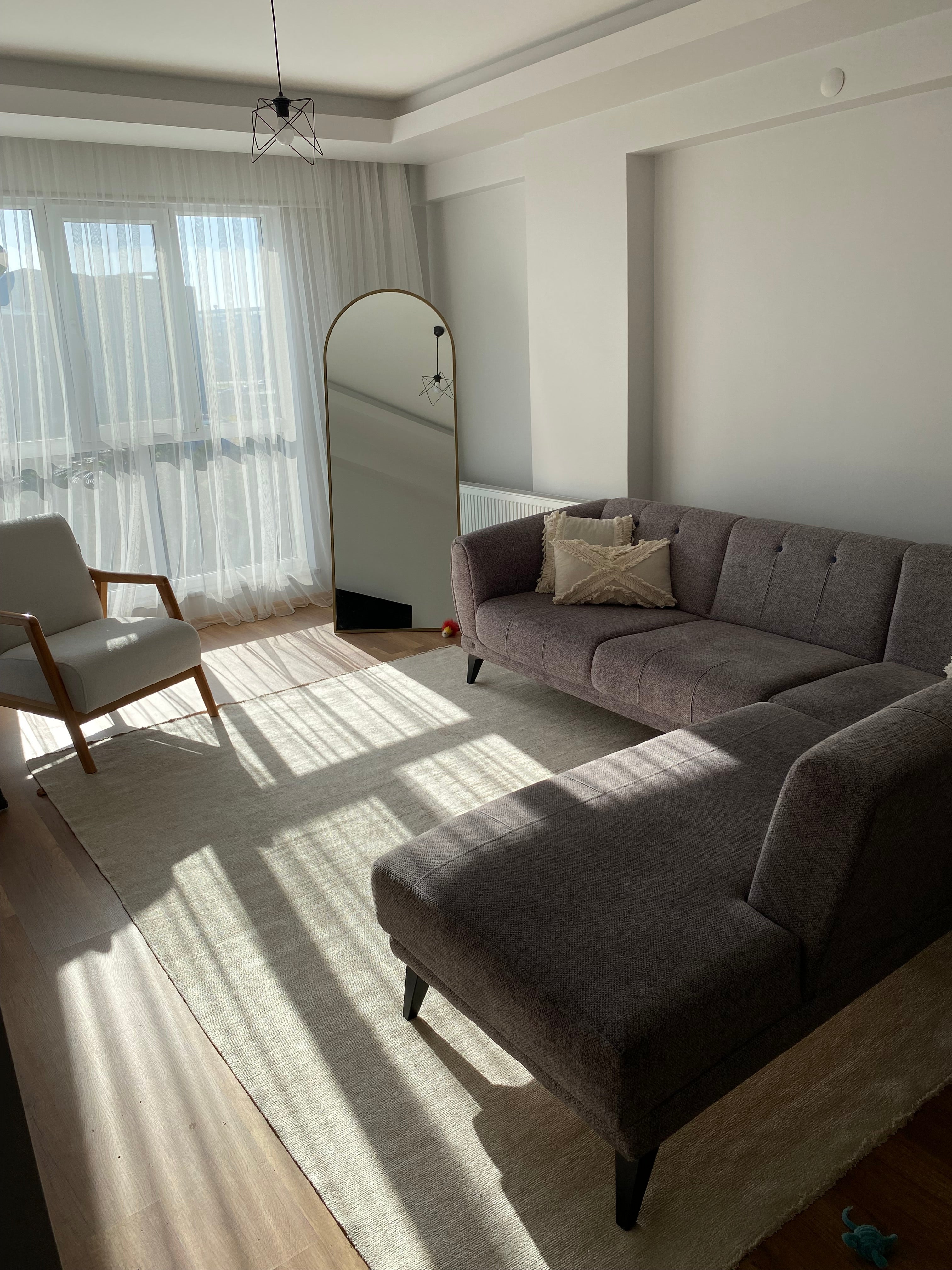 Hare Plus 8911 Ekru - Makine Halısı