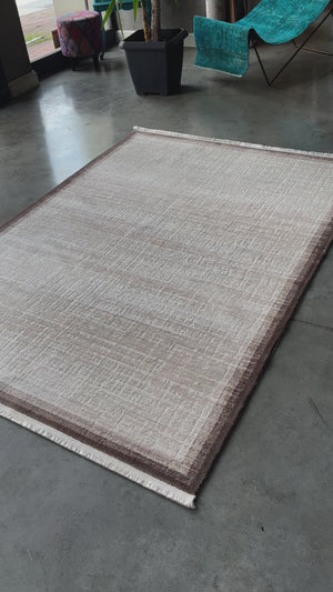 Apex Calista 1742 Bej Makine Halısı