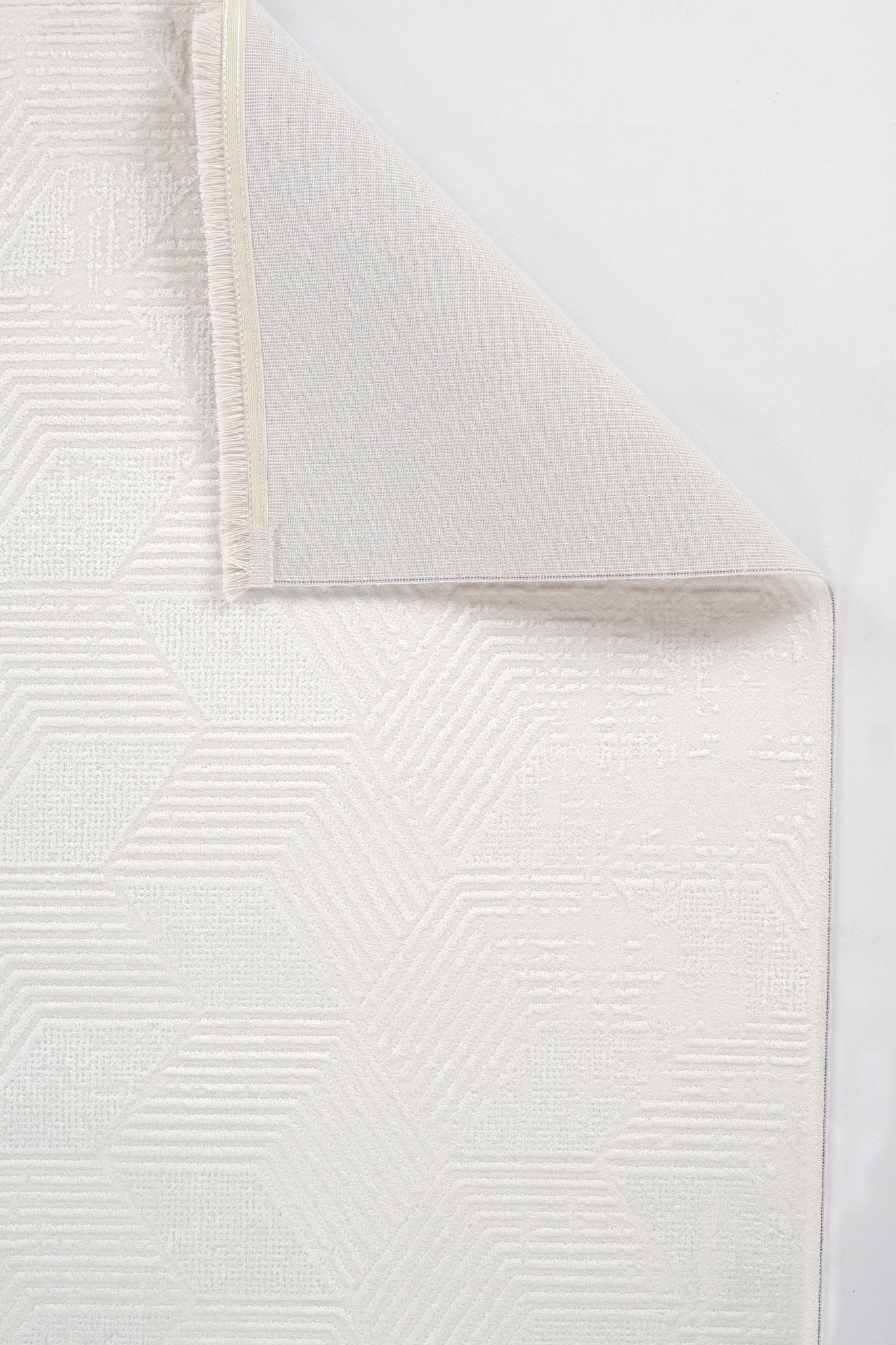 Safran 8141 SA Ekru - Makine Halısı